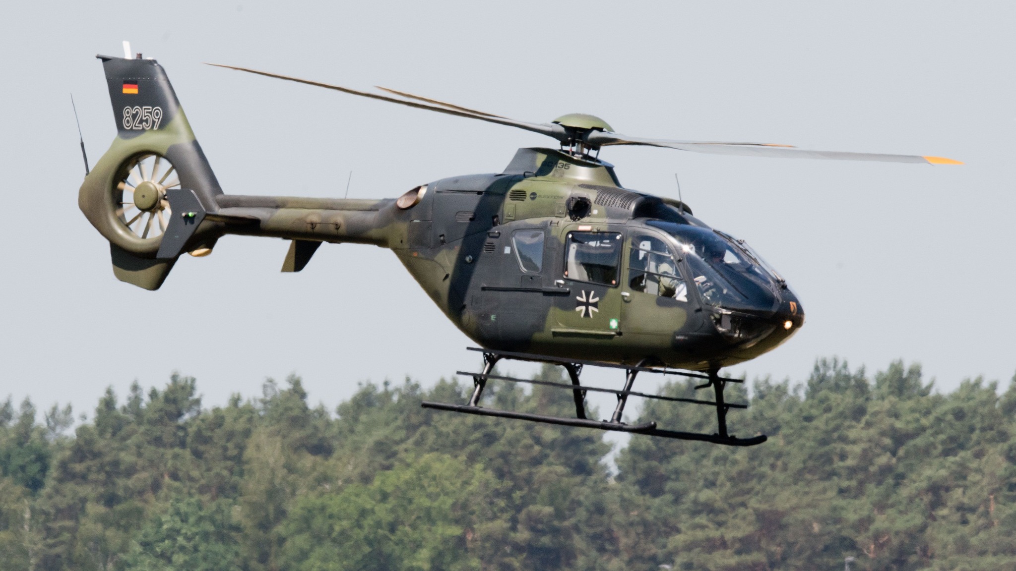Katonai helikopter a faluban – lakossági tájékoztatás